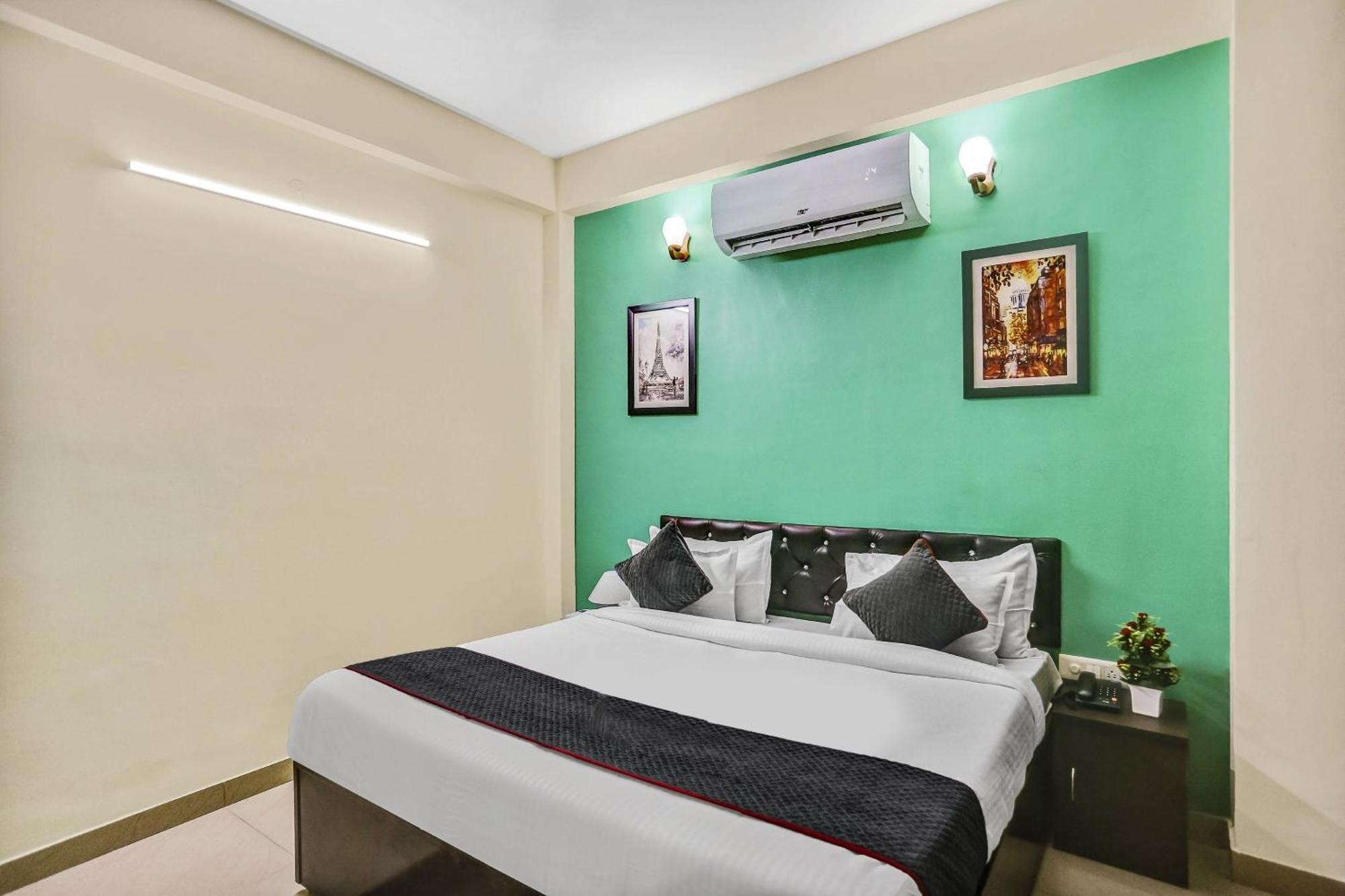 Townhouse Rumaisa Indirapuram エクステリア 写真