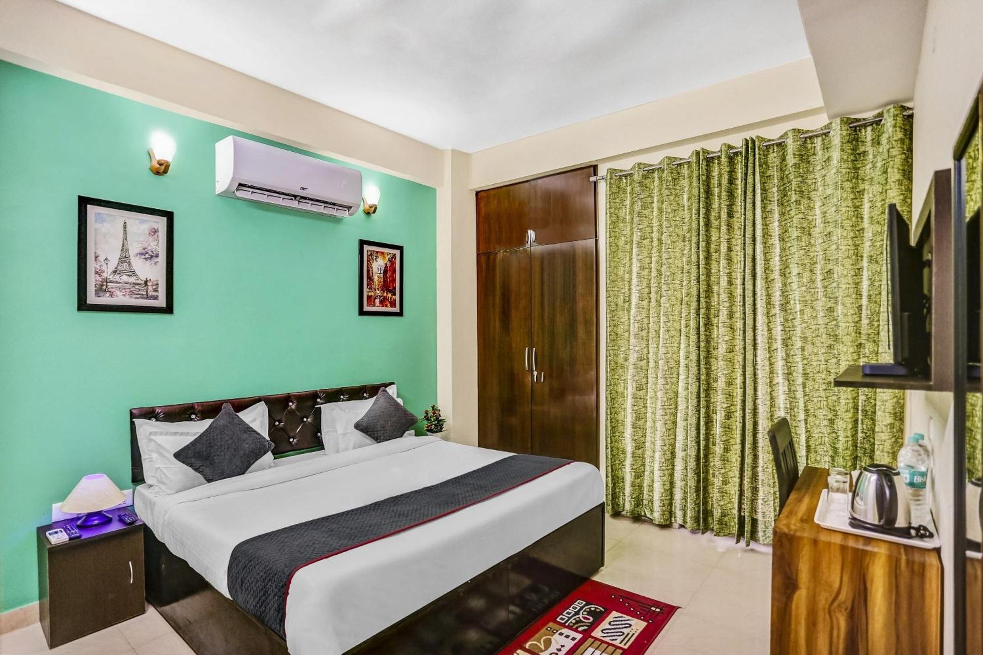 Townhouse Rumaisa Indirapuram エクステリア 写真