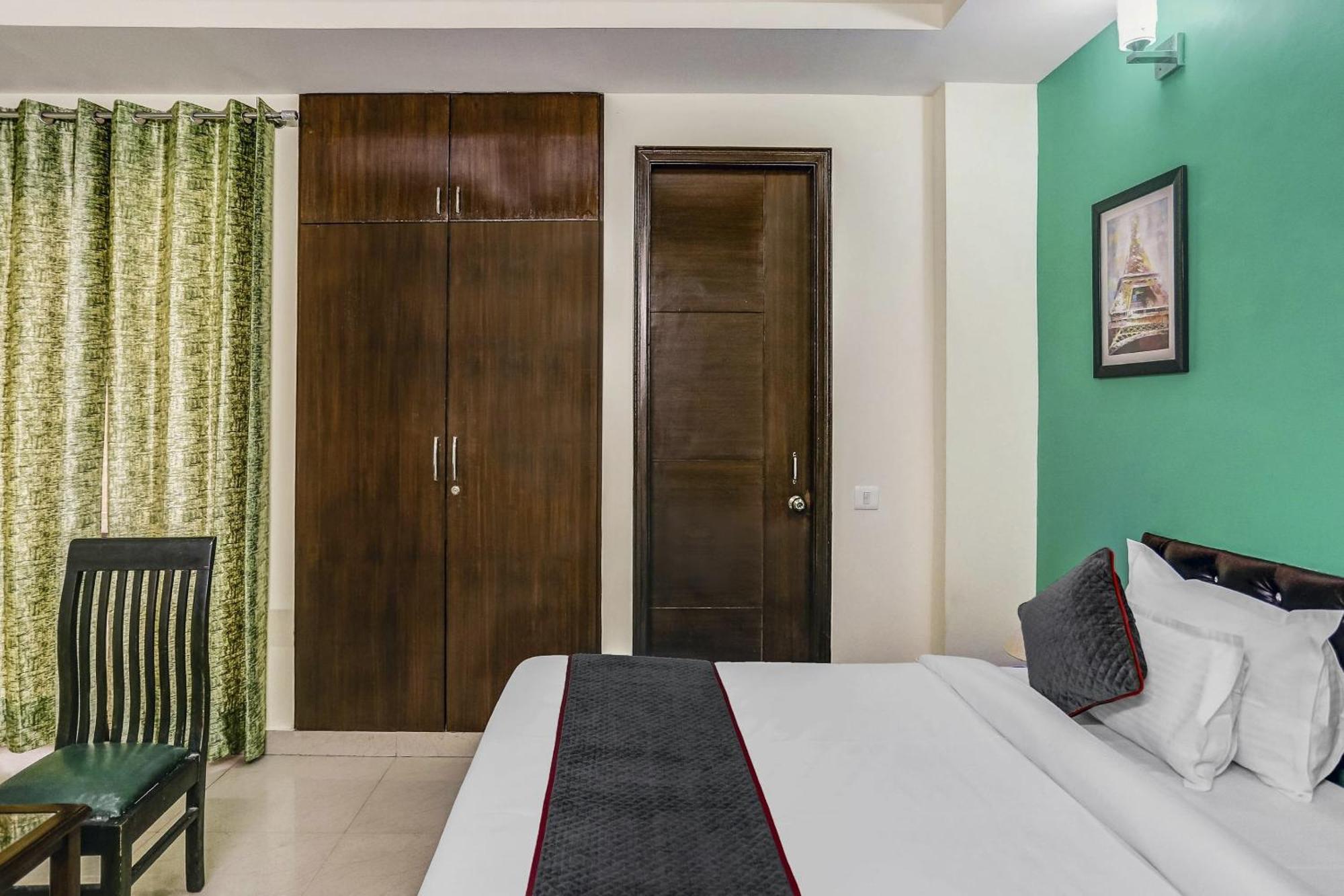 Townhouse Rumaisa Indirapuram エクステリア 写真